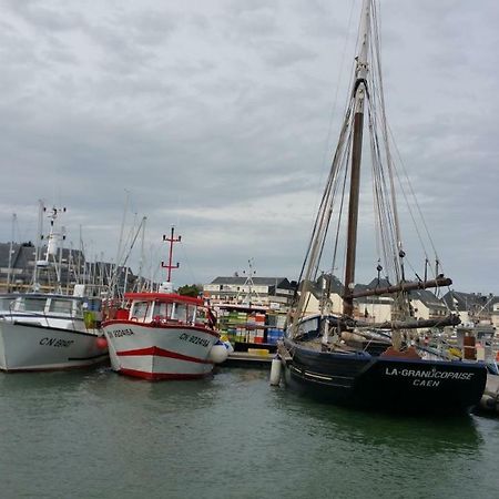 Appartement Vue Sur Mer Et Port Grandcamp-Maisy Buitenkant foto