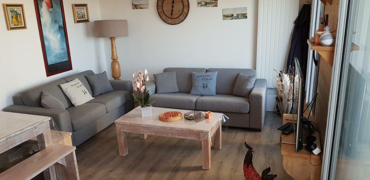 Appartement Vue Sur Mer Et Port Grandcamp-Maisy Buitenkant foto